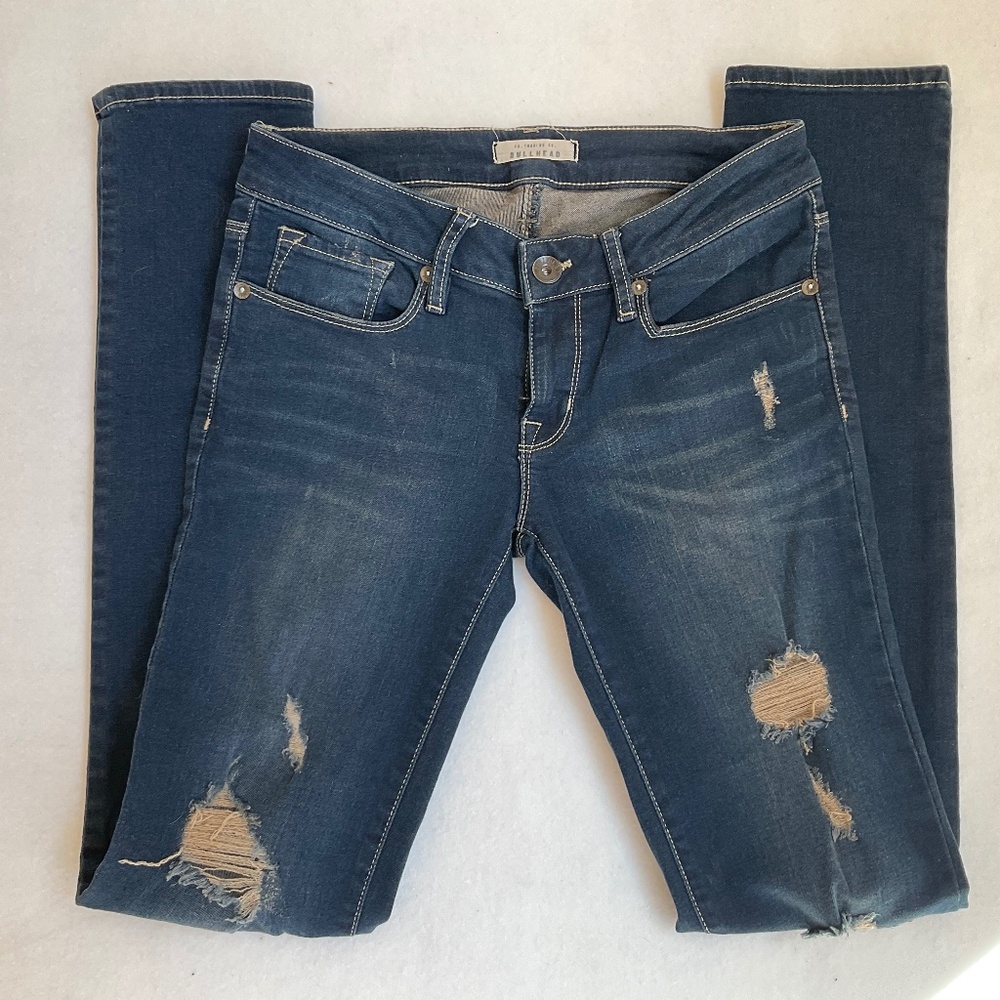 SALE‼️BULLHEAD PACIFIC SUNWEAR WOMENS DISTRESSED DARKWASH SKINNY JEANS SS 5 EUC